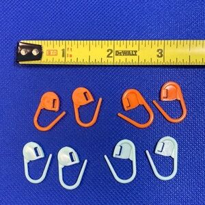 5 for $10: NEW 8 Stitch Savers Spot Keepers (Plastic) Never used